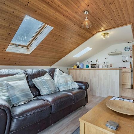 Sail Loft Apartment Ярмът Екстериор снимка